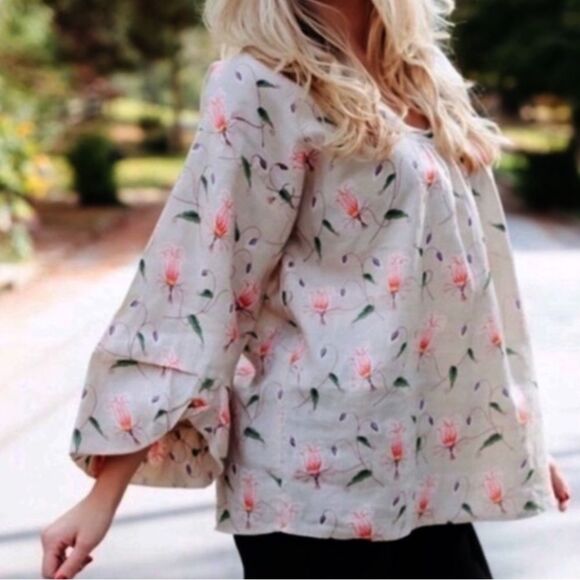 HD in Paris Relaxed Gray Green Blouse with Bib Collar - Picture 1 of 11